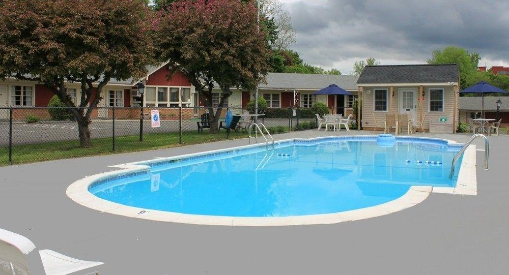 Berkshire Inn Піттсфілд Екстер'єр фото